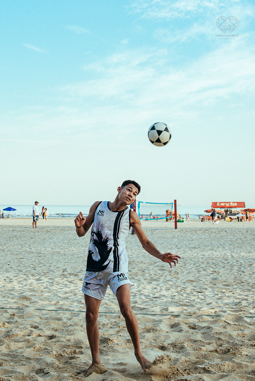 fotografia documental de ruas pela fotografa premiada nayara andrade  nas ruas de santos, artistas de rua street  documentario fotografia de rua 