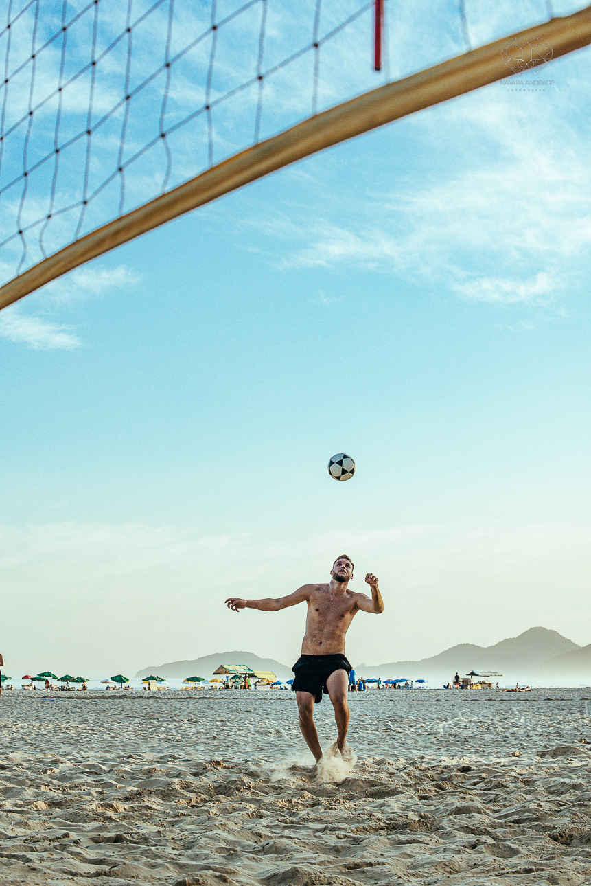 fotografia documental de ruas pela fotografa premiada nayara andrade  nas ruas de santos, artistas de rua street  documentario fotografia de rua 