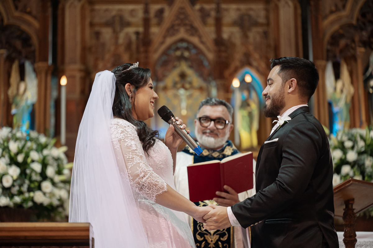 casamento em santos na igreja do embare assessoria vanessa martini  buffet  odilinha e fotografia artisticas nayara andrade fotografa especializada em casamentos . Casamento catolico emocionante em santos fotografia inspiraçao para casamento classico e no