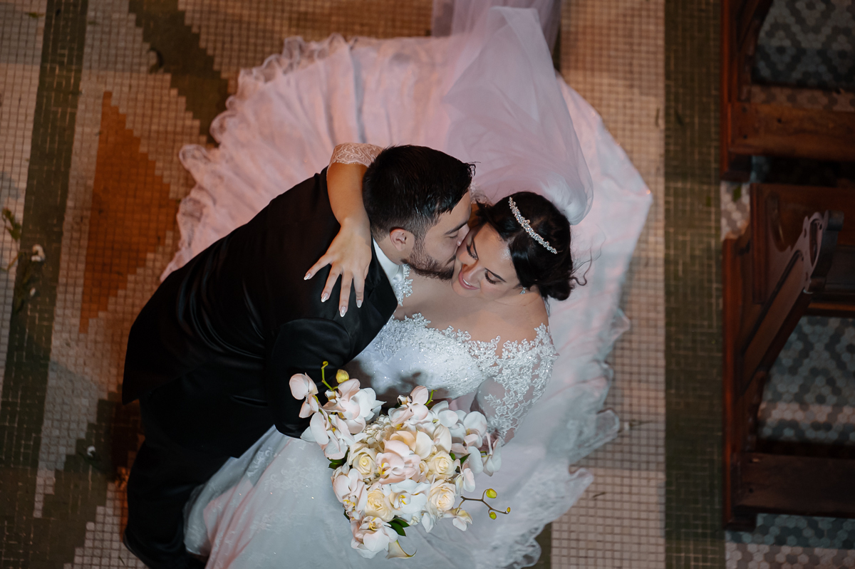 casamento em santos na igreja do embare assessoria vanessa martini  buffet  odilinha e fotografia artisticas nayara andrade fotografa especializada em casamentos . Casamento catolico emocionante em santos fotografia inspiraçao para casamento classico e no