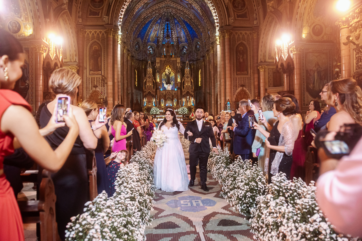 casamento em santos na igreja do embare assessoria vanessa martini  buffet  odilinha e fotografia artisticas nayara andrade fotografa especializada em casamentos . Casamento catolico emocionante em santos fotografia inspiraçao para casamento classico e no