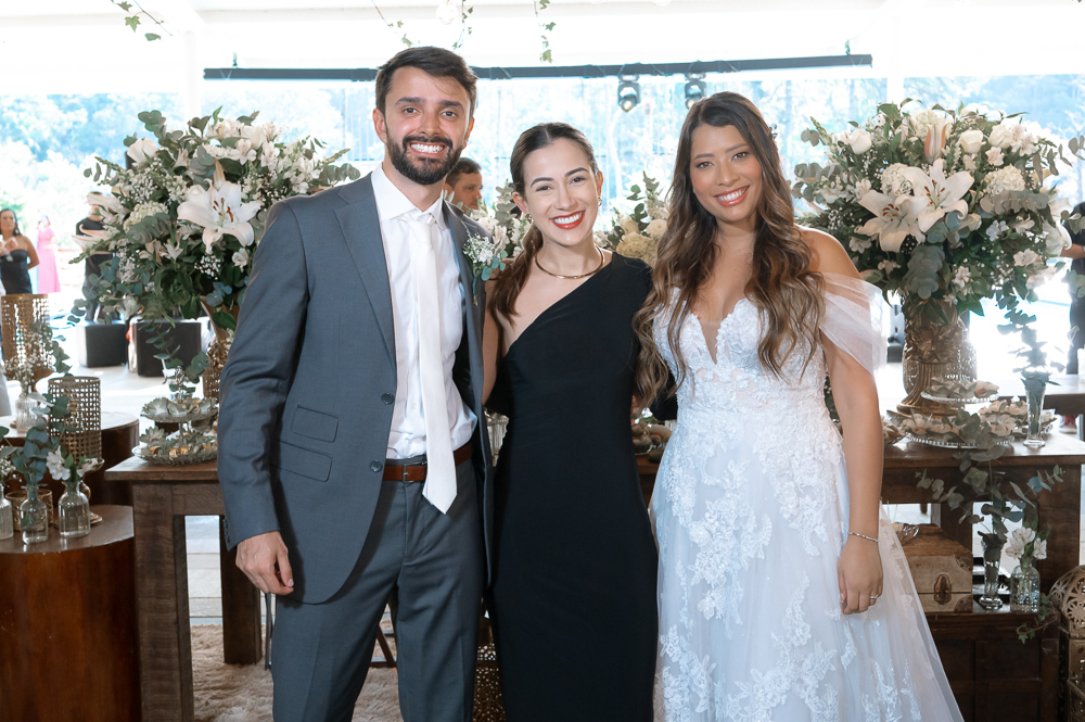 casamento de dia no espaço serra do mar casamento no lago ao ar livre estilo rustico noiva de mantilha fotos artisticas e emonionantes da fotografa premiada nayara andrade fotos espontaneas de casamento inspiração inspiracao 