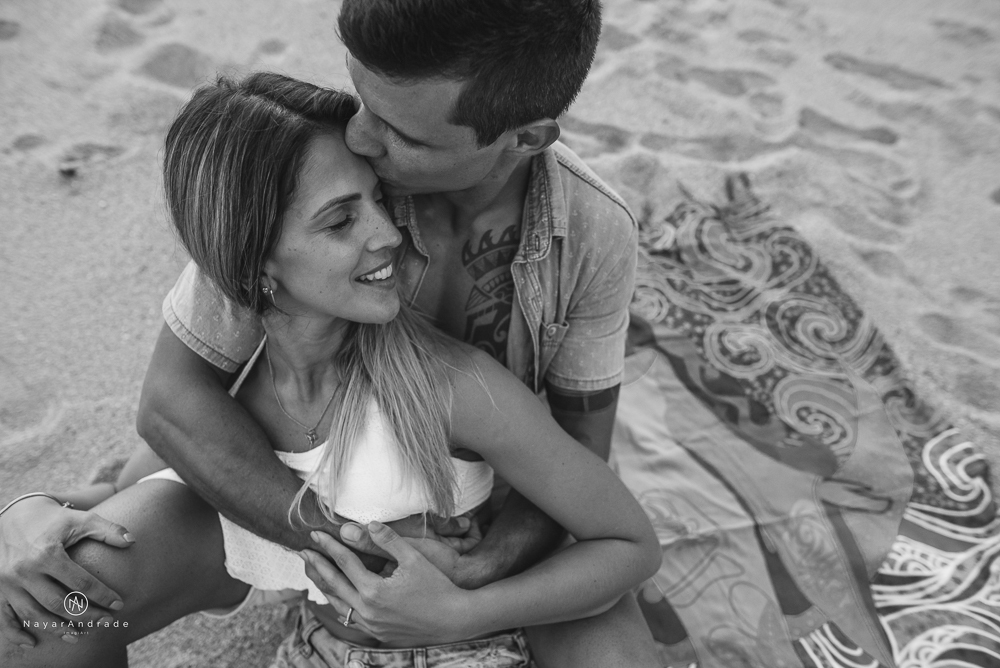 Ensaio casal feito com stand up na praia em alto mar com fotos debaixo dagua e lindo por do Sol