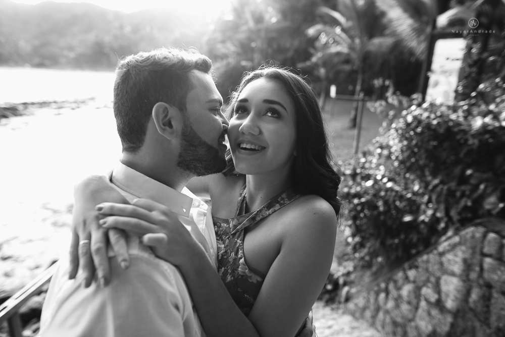 e-session, ensaio casal na praia do guarujá, casal apaixonado.