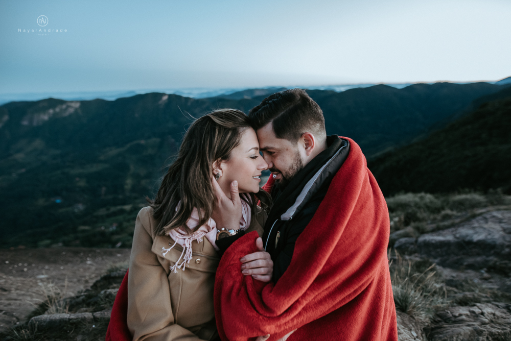 Pre wedding nascer do Sol na montanha em Campos do jordão Nayarandrade Imagiart