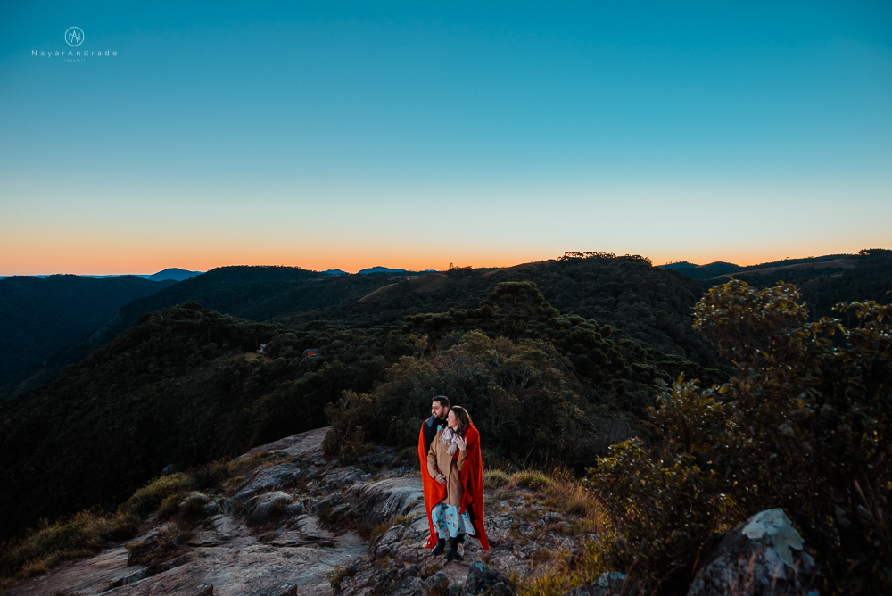 Pre wedding nascer do Sol na montanha em Campos do jordão Nayarandrade Imagiart