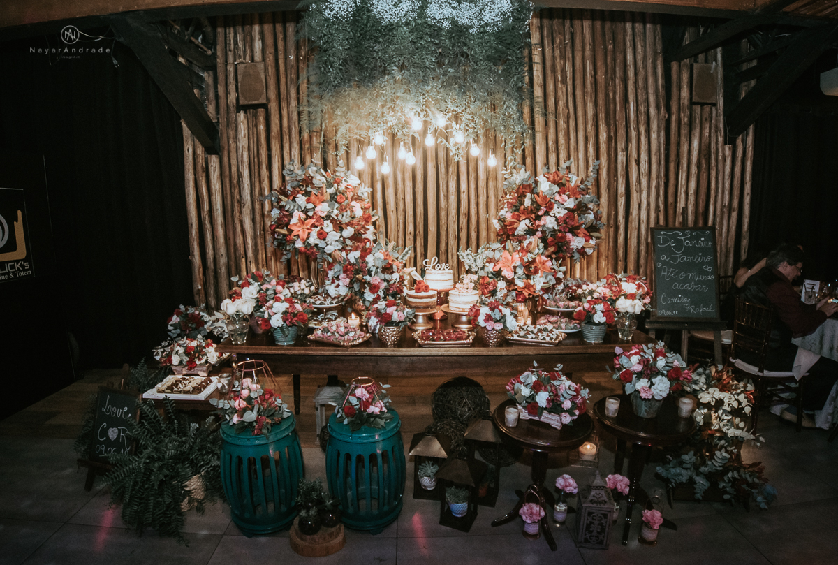 Casamento-espaço-tremendão-pista-paris-impacto-do-som-nayarandrade-imagiart-carla-arruda-buffet-vmb-assessoria-coast-bartender-mariana-assis-santos-maison-amor-em-todo-lado-felicidade-ao-casal