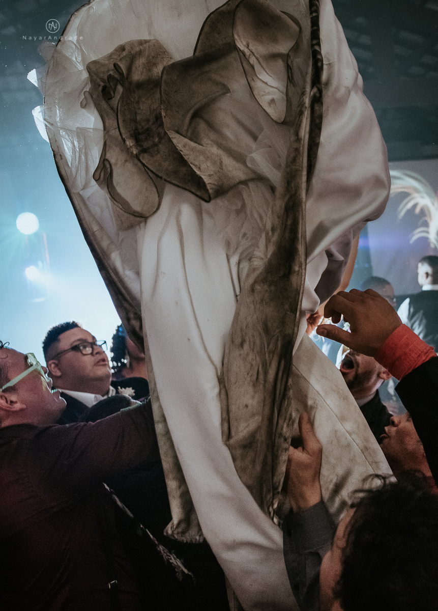 Casamento-recanto-santa-rita-sao-paulo-amor-em-todo-lado-casamento-ao-ar-livre-casamento-rock. Fotos-com -padrinhos-e-madrinhas