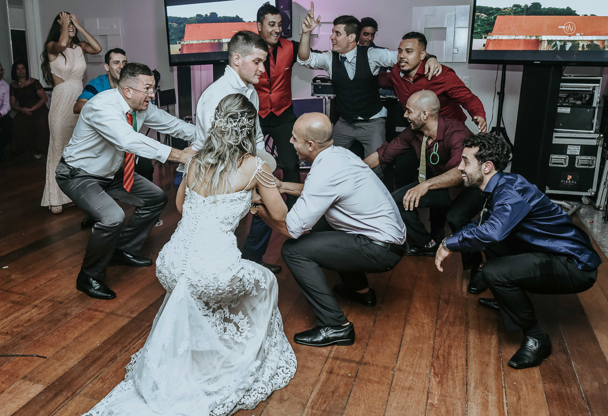 Casamento-NAth-e-Nelson- Coração-de-Maria-santos-bombeiro-amor-por-todo-lado
