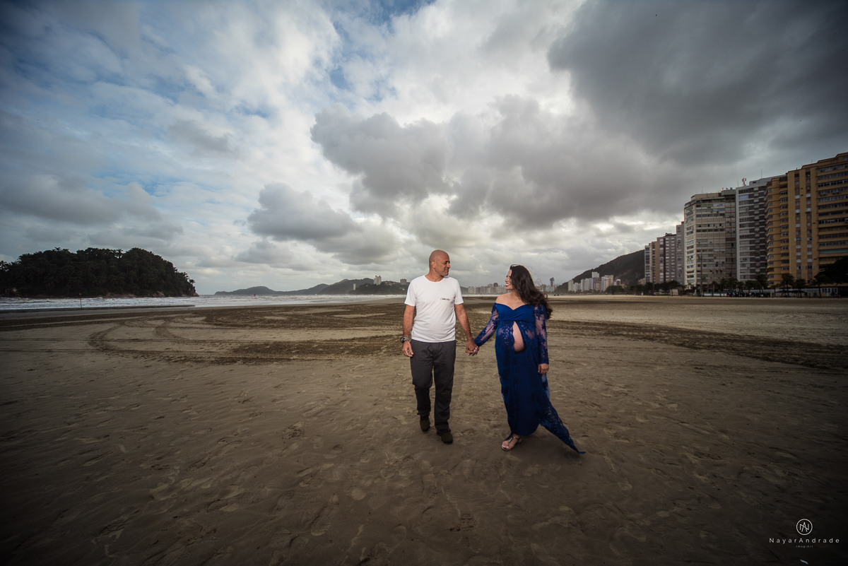 Ensaio-gestante-na-praia-de-santos