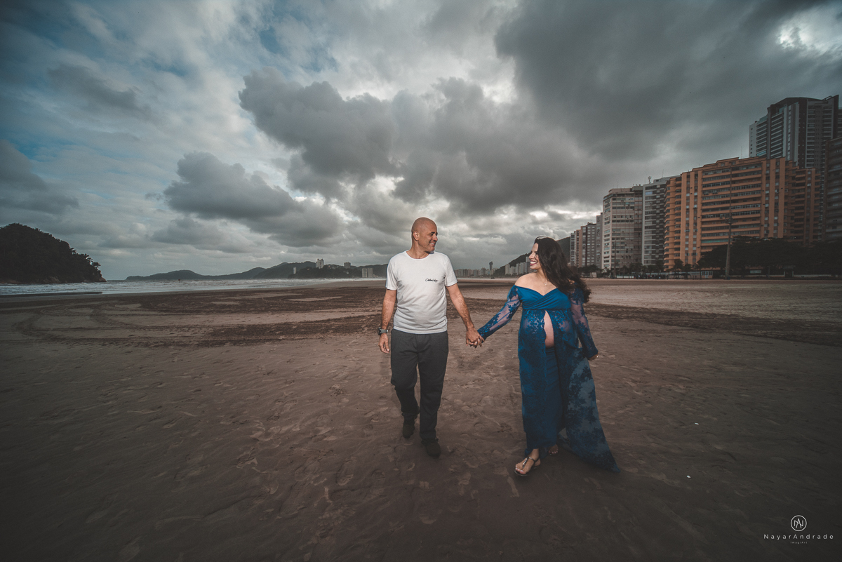 Ensaio-gestante-na-praia-de-santos