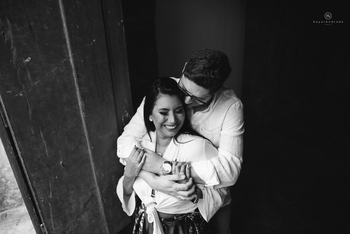 Ensaio-casal-por-do-sol-ao-ar-livre-fazenda-ipanema-sorocaba