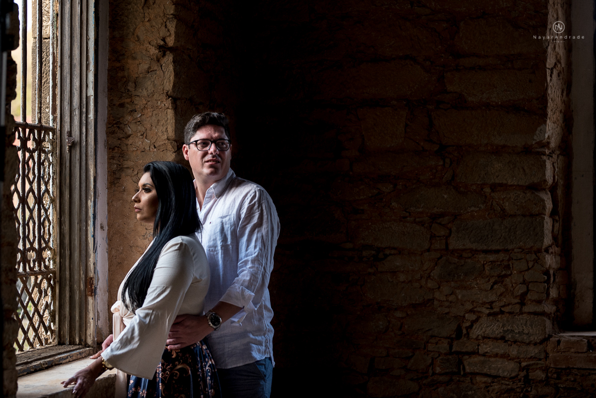 Ensaio-casal-por-do-sol-ao-ar-livre-fazenda-ipanema-sorocaba