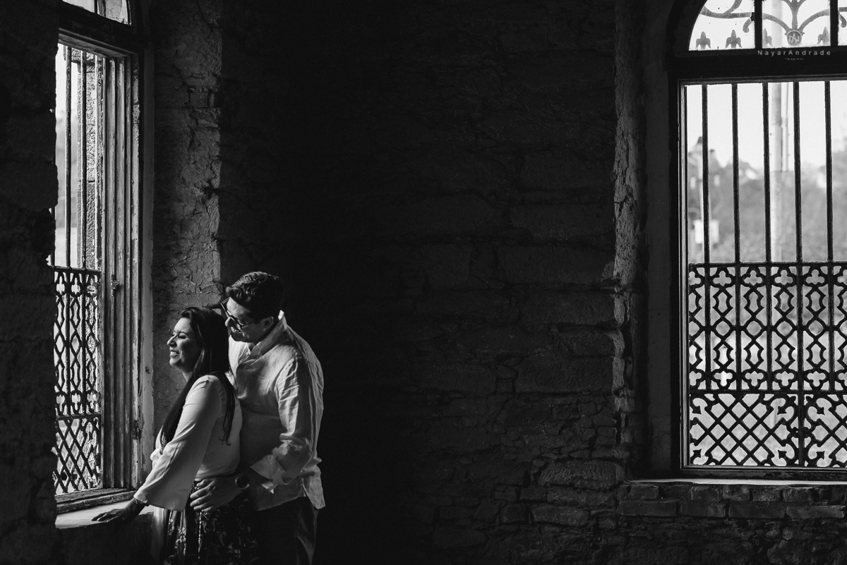 Ensaio-casal-por-do-sol-ao-ar-livre-fazenda-ipanema-sorocaba