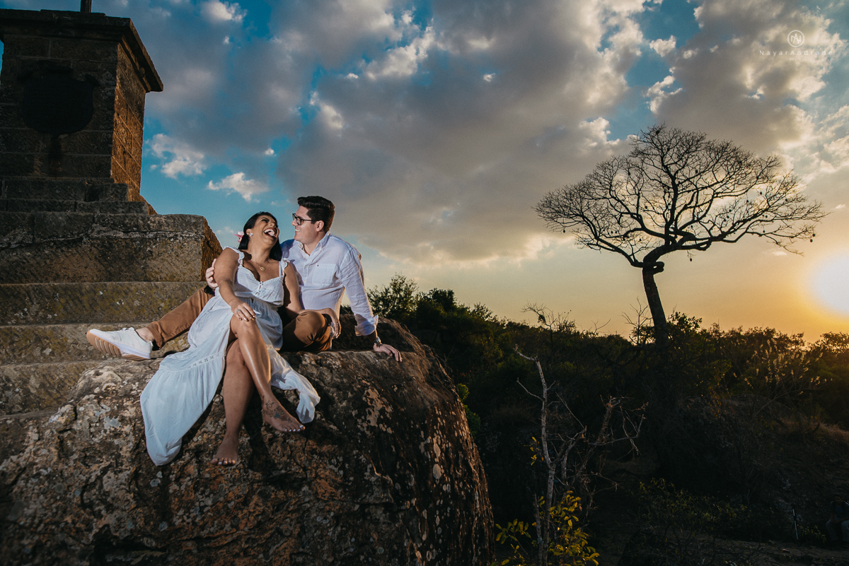 Ensaio-casal-por-do-sol-ao-ar-livre-fazenda-ipanema-sorocaba