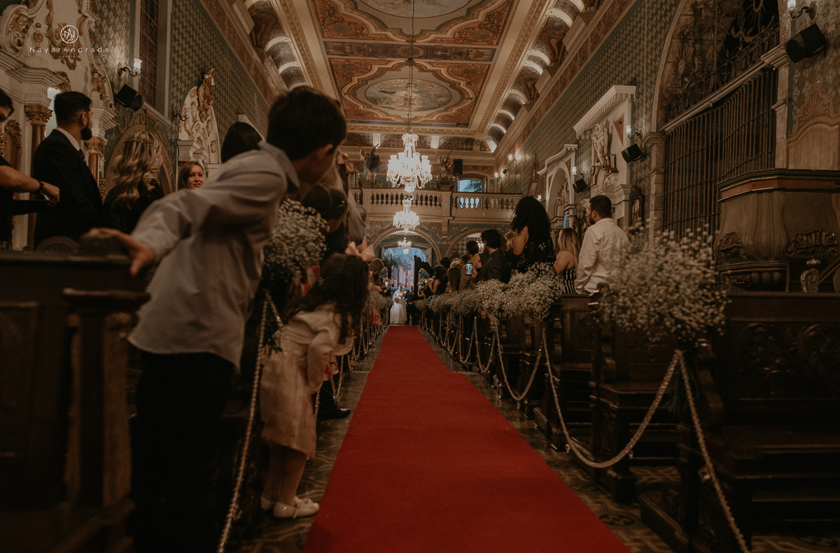 Casamento em santos na igreja Santo Antonio do Valongo e lounge espaço tremendão. Buffet Carla Arruda, impacto do Som e triton bartenders. Cheio de amor e carinho Camila e Luiz