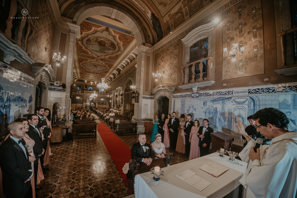 Casamento em santos na igreja Santo Antonio do Valongo e lounge espaço tremendão. Buffet Carla Arruda, impacto do Som e triton bartenders. Cheio de amor e carinho Camila e Luiz