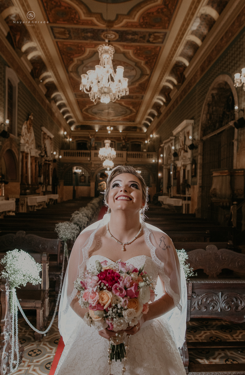 Casamento em santos na igreja Santo Antonio do Valongo e lounge espaço tremendão. Buffet Carla Arruda, impacto do Som e triton bartenders. Cheio de amor e carinho Camila e Luiz