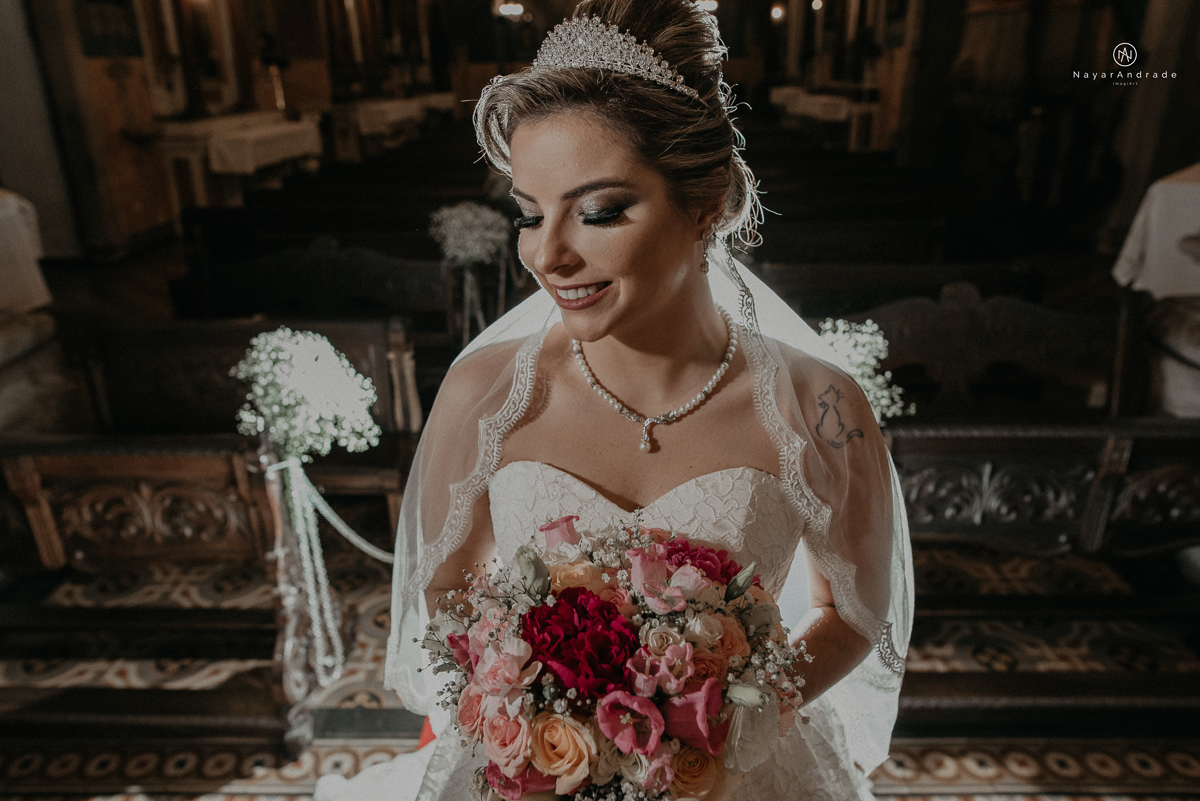 Casamento em santos na igreja Santo Antonio do Valongo e lounge espaço tremendão. Buffet Carla Arruda, impacto do Som e triton bartenders. Cheio de amor e carinho Camila e Luiz