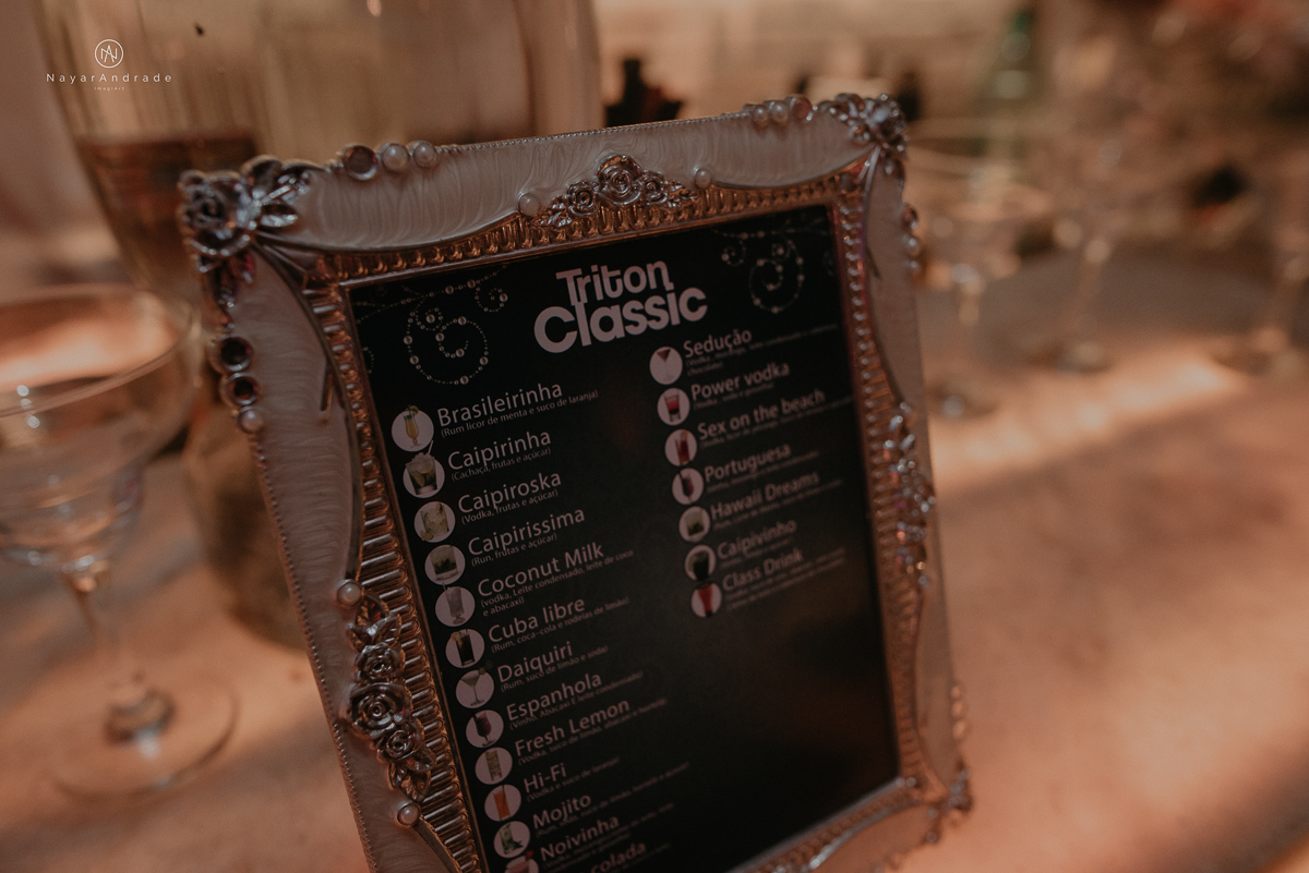 Casamento em santos na igreja Santo Antonio do Valongo e lounge espaço tremendão. Buffet Carla Arruda, impacto do Som e triton bartenders. Cheio de amor e carinho Camila e Luiz