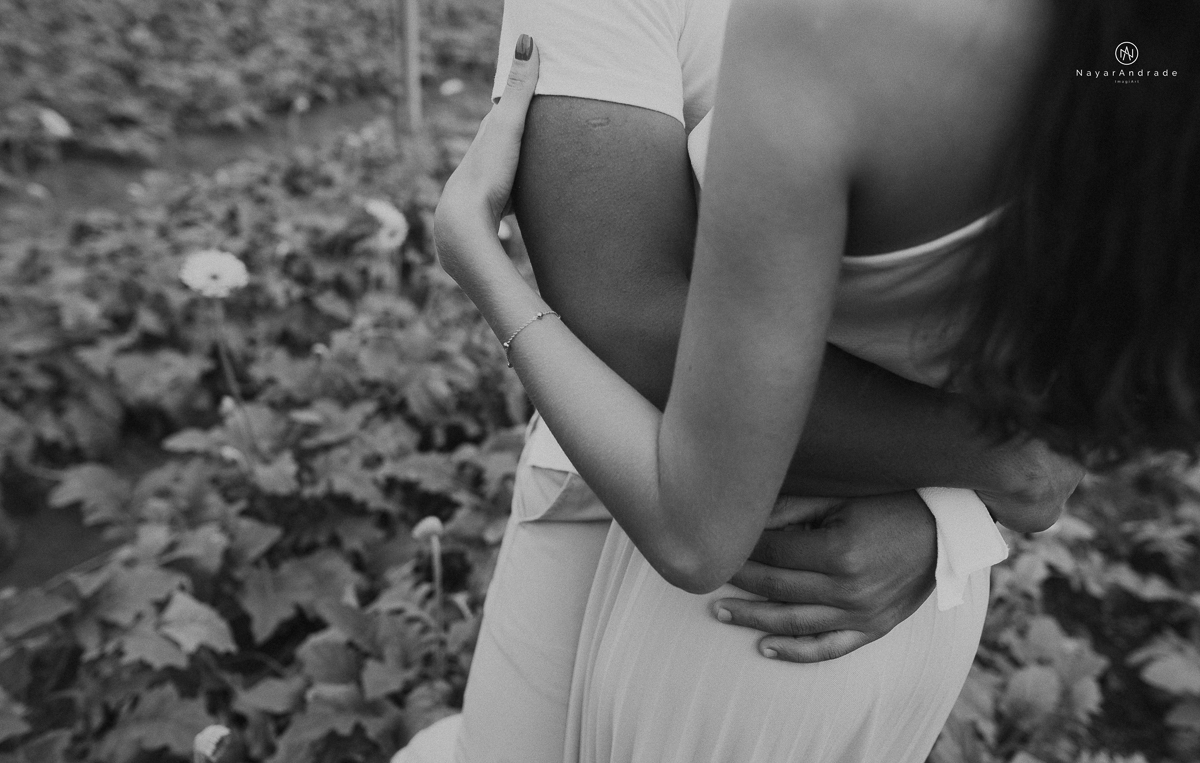 Pre-weddgin em Holambra cidade das flores,com um lindo por do Sol, um casal feliz e apaixonado, muito amor por todo lado. Fotografia nayarandrade imagiart ensaios e casamentos. Santos -São Paulo-Brasil