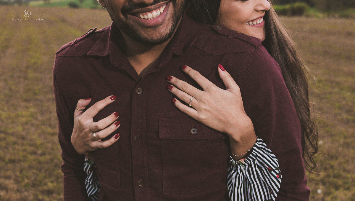 Pre-weddgin em Holambra cidade das flores,com um lindo por do Sol, um casal feliz e apaixonado, muito amor por todo lado. Fotografia nayarandrade imagiart ensaios e casamentos. Santos -São Paulo-Brasil