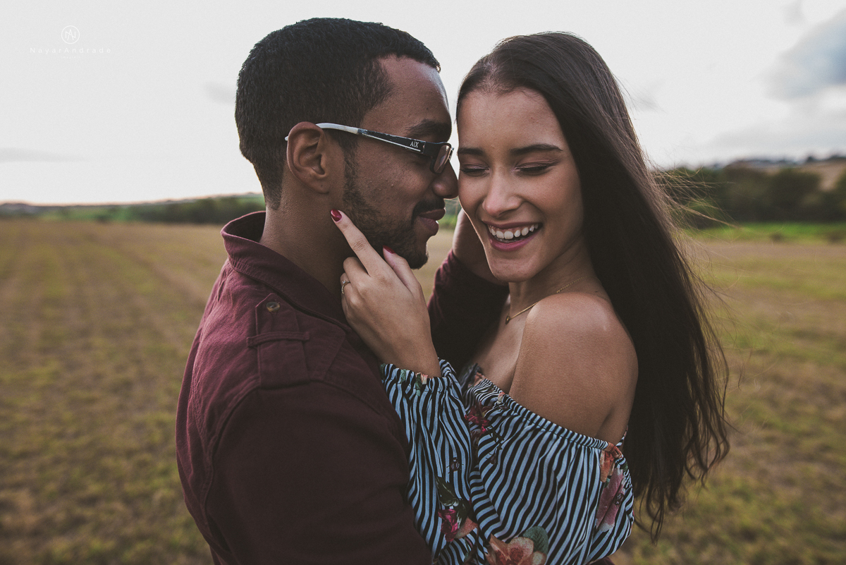 Pre-weddgin em Holambra cidade das flores,com um lindo por do Sol, um casal feliz e apaixonado, muito amor por todo lado. Fotografia nayarandrade imagiart ensaios e casamentos. Santos -São Paulo-Brasil
