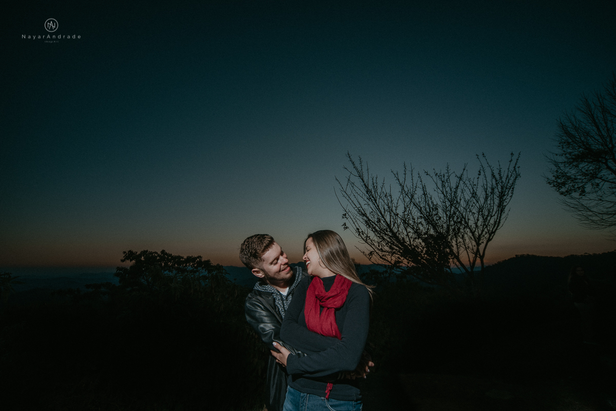 Ensaio casal apaixonado em Campos do Jordão Pôr do Sol