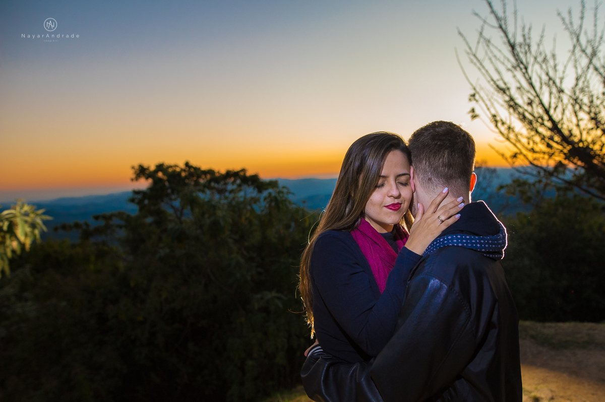 Ensaio casal apaixonado em Campos do Jordão Pôr do Sol