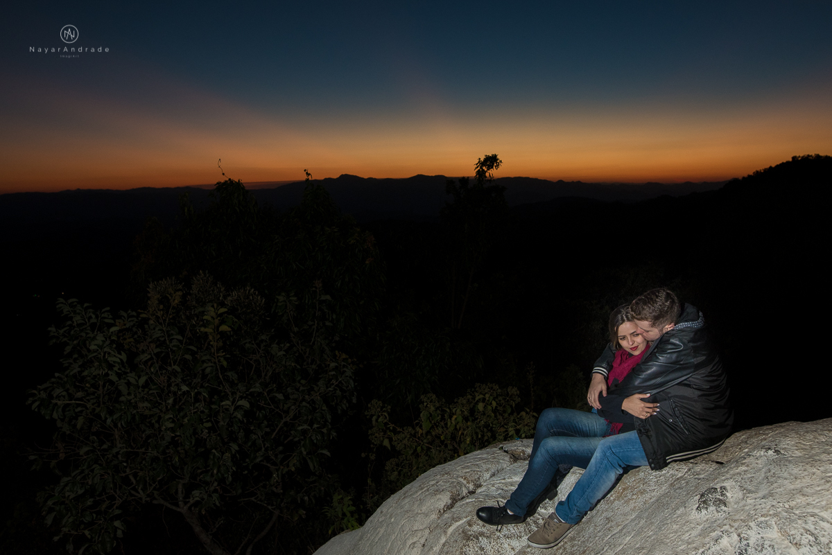 Ensaio casal apaixonado em Campos do Jordão Pôr do Sol