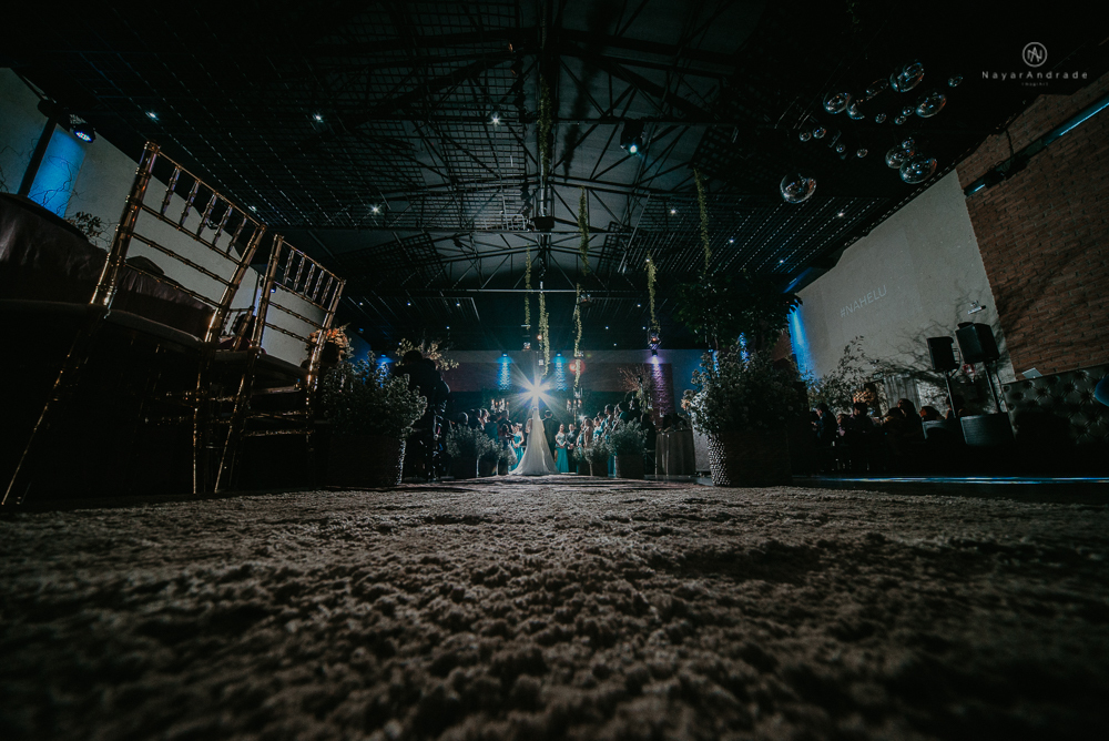 Vídeo sameday edit do casamento de Nay e Lu no atmosphera guarujá. Casamento noturno, com foto e video de nayarandrade imagiart