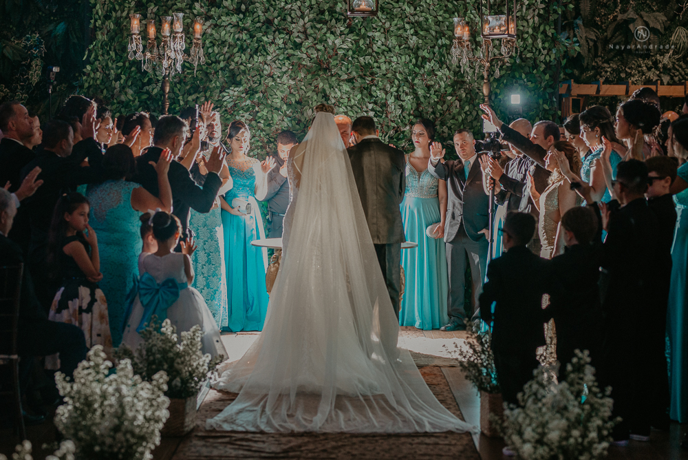 Vídeo sameday edit do casamento de Nay e Lu no atmosphera guarujá. Casamento noturno, com foto e video de nayarandrade imagiart
