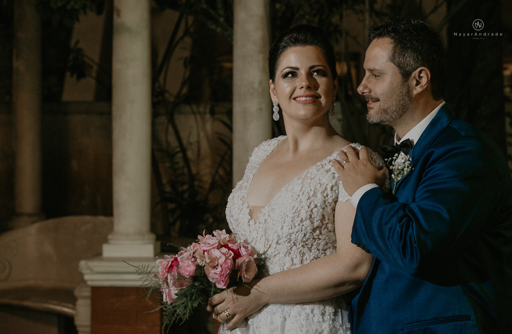 Casamento classico em Santos litoral de Sao Paulo. Decoracao do Marcio ikebana vou casar com tons de rosa e dourado, igreja da Pompeia, bar da connect e beleza na shape. Fotografia nayara Andrade imagiart. casamento de casal com filhos