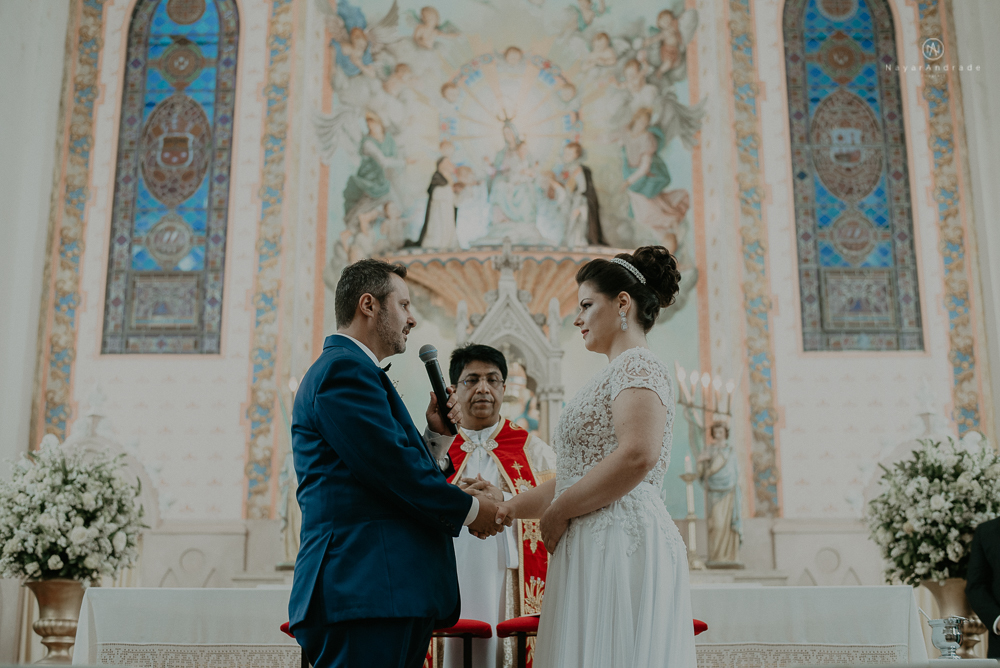 Casamento classico em Santos litoral de Sao Paulo. Decoracao do Marcio ikebana vou casar com tons de rosa e dourado, igreja da Pompeia, bar da connect e beleza na shape. Fotografia nayara Andrade imagiart. casamento de casal com filhos