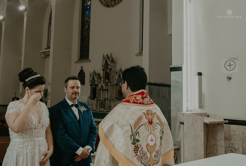 Casamento classico em Santos litoral de Sao Paulo. Decoracao do Marcio ikebana vou casar com tons de rosa e dourado, igreja da Pompeia, bar da connect e beleza na shape. Fotografia nayara Andrade imagiart. casamento de casal com filhos