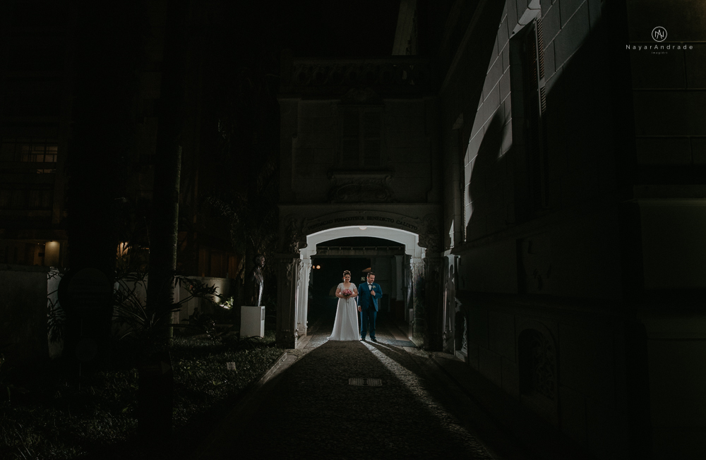 Casamento classico em Santos litoral de Sao Paulo. Decoracao do Marcio ikebana vou casar com tons de rosa e dourado, igreja da Pompeia, bar da connect e beleza na shape. Fotografia nayara Andrade imagiart. casamento de casal com filhos