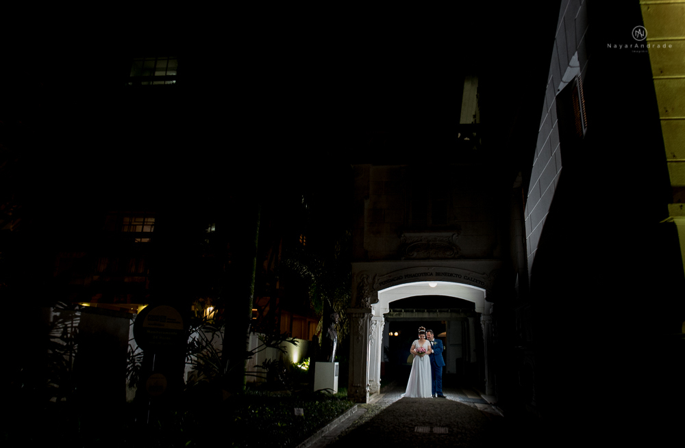 Casamento classico em Santos litoral de Sao Paulo. Decoracao do Marcio ikebana vou casar com tons de rosa e dourado, igreja da Pompeia, bar da connect e beleza na shape. Fotografia nayara Andrade imagiart. casamento de casal com filhos
