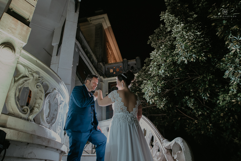 Casamento classico em Santos litoral de Sao Paulo. Decoracao do Marcio ikebana vou casar com tons de rosa e dourado, igreja da Pompeia, bar da connect e beleza na shape. Fotografia nayara Andrade imagiart. casamento de casal com filhos