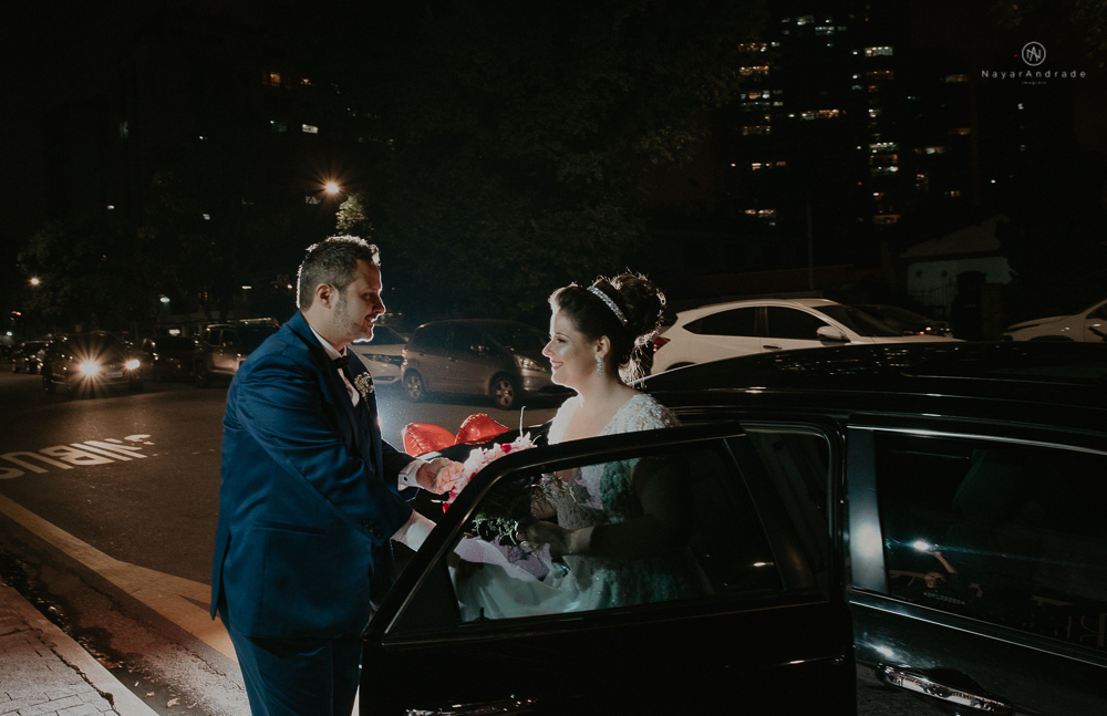Casamento classico em Santos litoral de Sao Paulo. Decoracao do Marcio ikebana vou casar com tons de rosa e dourado, igreja da Pompeia, bar da connect e beleza na shape. Fotografia nayara Andrade imagiart. casamento de casal com filhos