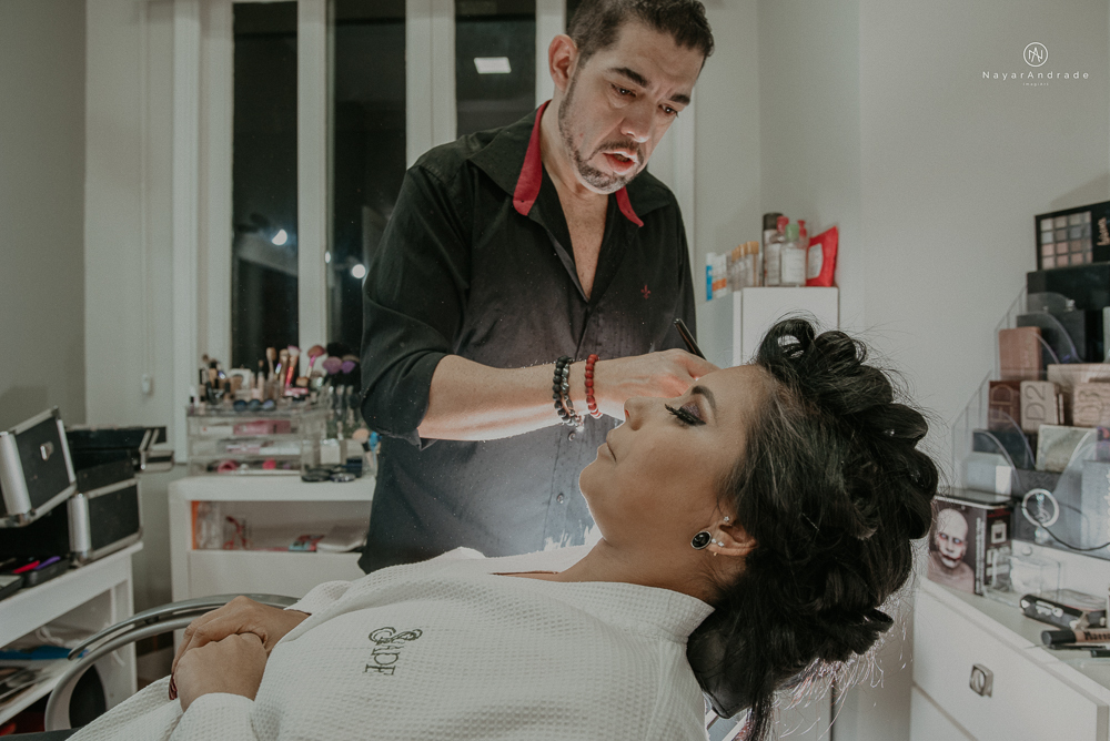 Casamento noturno tematico exclusivo com casal estiloso fotos envolvendo efeitos especiais de fogo e chuva no buffet orion e assessoria jean michel  noiva veste santos maison e noivo veste ricardo almeida fotografia nayara andrade imagiart