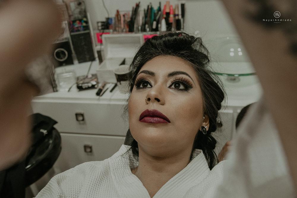 Casamento noturno tematico exclusivo com casal estiloso fotos envolvendo efeitos especiais de fogo e chuva no buffet orion e assessoria jean michel  noiva veste santos maison e noivo veste ricardo almeida fotografia nayara andrade imagiart