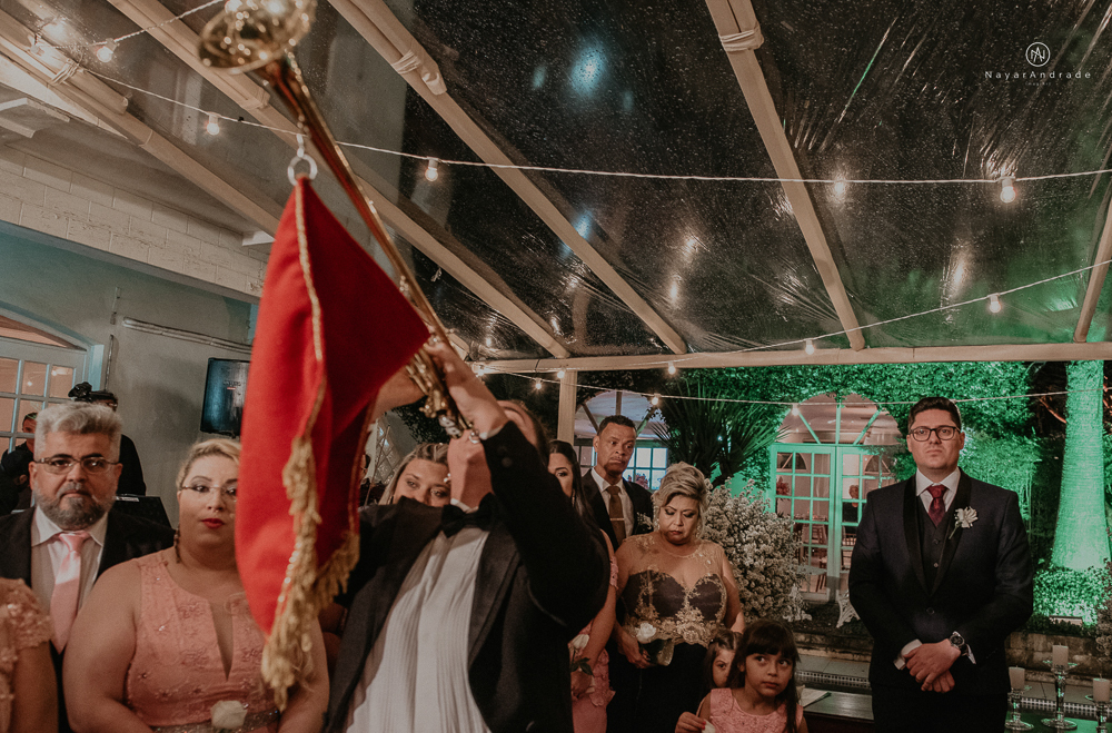 Casamento noturno tematico exclusivo com casal estiloso fotos envolvendo efeitos especiais de fogo e chuva no buffet orion e assessoria jean michel  noiva veste santos maison e noivo veste ricardo almeida fotografia nayara andrade imagiart