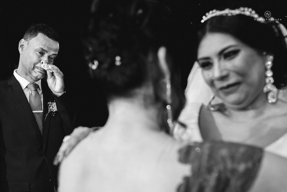Casamento noturno tematico exclusivo com casal estiloso fotos envolvendo efeitos especiais de fogo e chuva no buffet orion e assessoria jean michel  noiva veste santos maison e noivo veste ricardo almeida fotografia nayara andrade imagiart