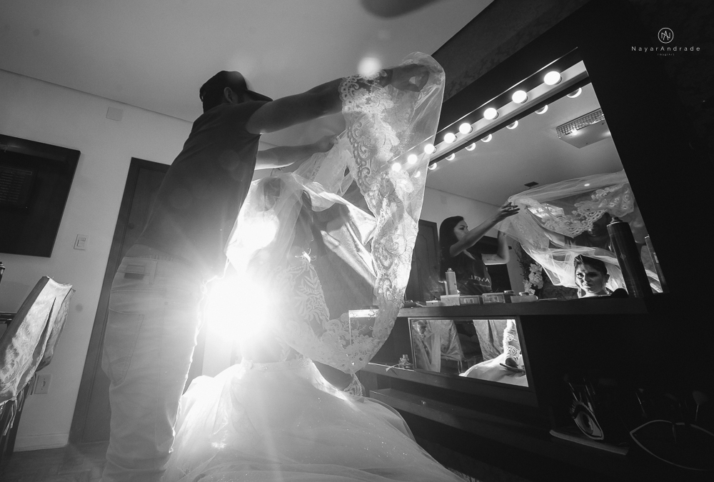 casamento realizado na igreja e salao tremendao em santos noiva com vestido modelo esclusivo de estilista assessoria jean michel cerimonial e beleza yan rodrigues make and hair casamento com detalhes rusticos e homenagem a nossa senhora aparecida 