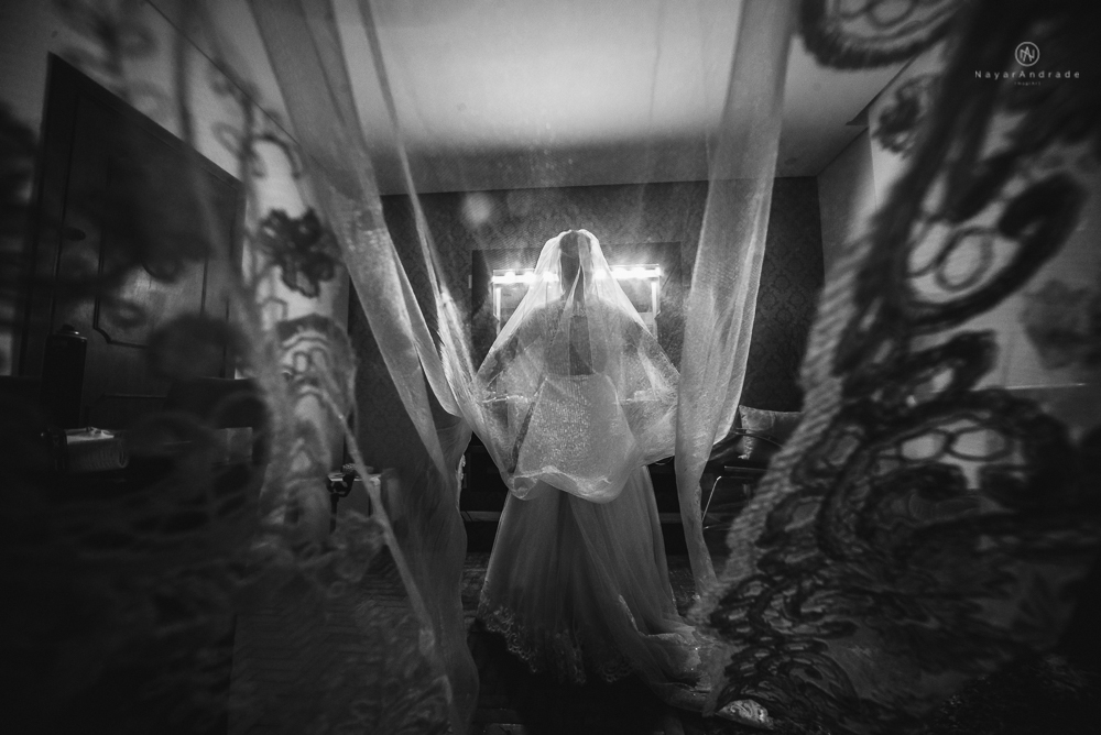 casamento realizado na igreja e salao tremendao em santos noiva com vestido modelo esclusivo de estilista assessoria jean michel cerimonial e beleza yan rodrigues make and hair casamento com detalhes rusticos e homenagem a nossa senhora aparecida 