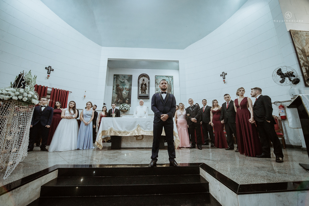 casamento realizado na igreja e salao tremendao em santos noiva com vestido modelo esclusivo de estilista assessoria jean michel cerimonial e beleza yan rodrigues make and hair casamento com detalhes rusticos e homenagem a nossa senhora aparecida 