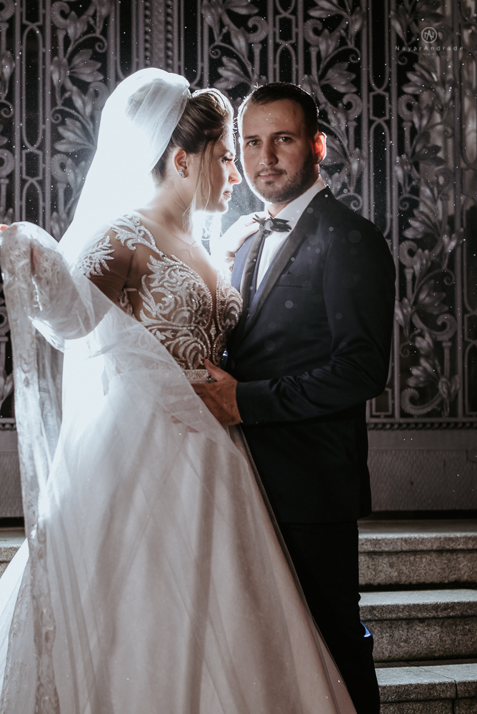casamento realizado na igreja e salao tremendao em santos noiva com vestido modelo esclusivo de estilista assessoria jean michel cerimonial e beleza yan rodrigues make and hair casamento com detalhes rusticos e homenagem a nossa senhora aparecida 