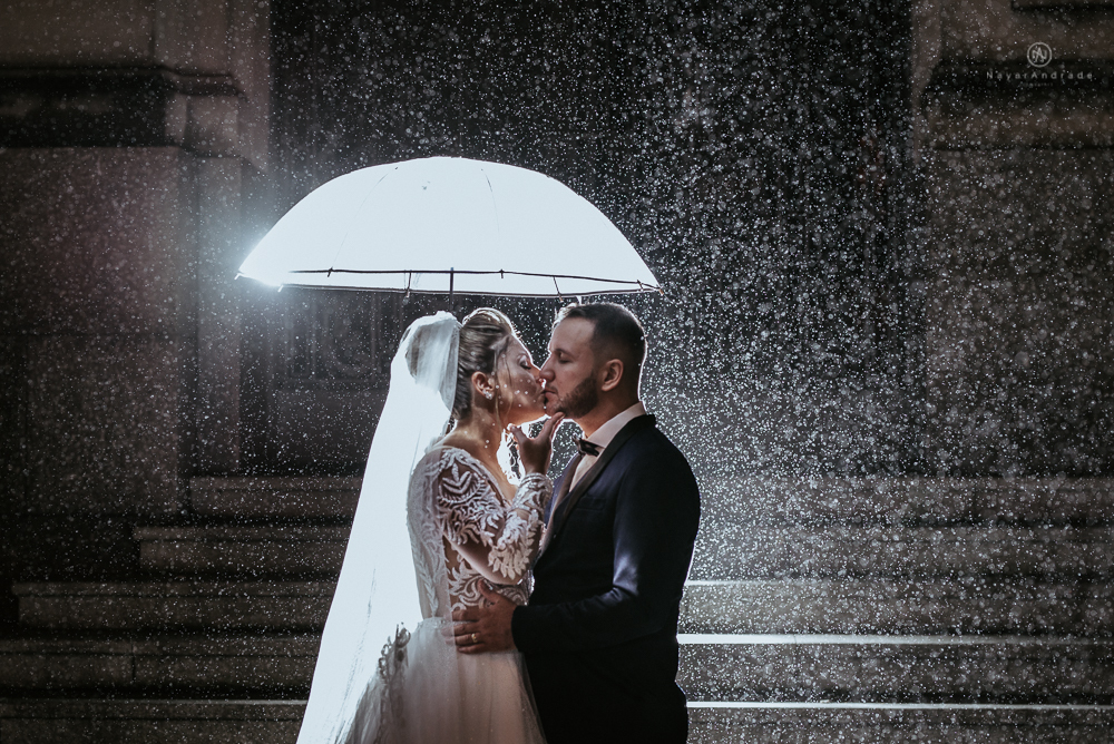 casamento realizado na igreja e salao tremendao em santos noiva com vestido modelo esclusivo de estilista assessoria jean michel cerimonial e beleza yan rodrigues make and hair casamento com detalhes rusticos e homenagem a nossa senhora aparecida 