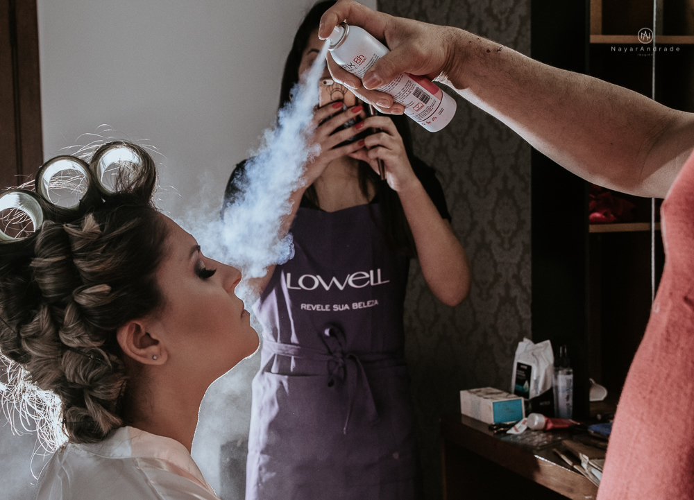 casamento realizado na igreja e salao tremendao em santos noiva com vestido modelo esclusivo de estilista assessoria jean michel cerimonial e beleza yan rodrigues make and hair casamento com detalhes rusticos e homenagem a nossa senhora aparecida 