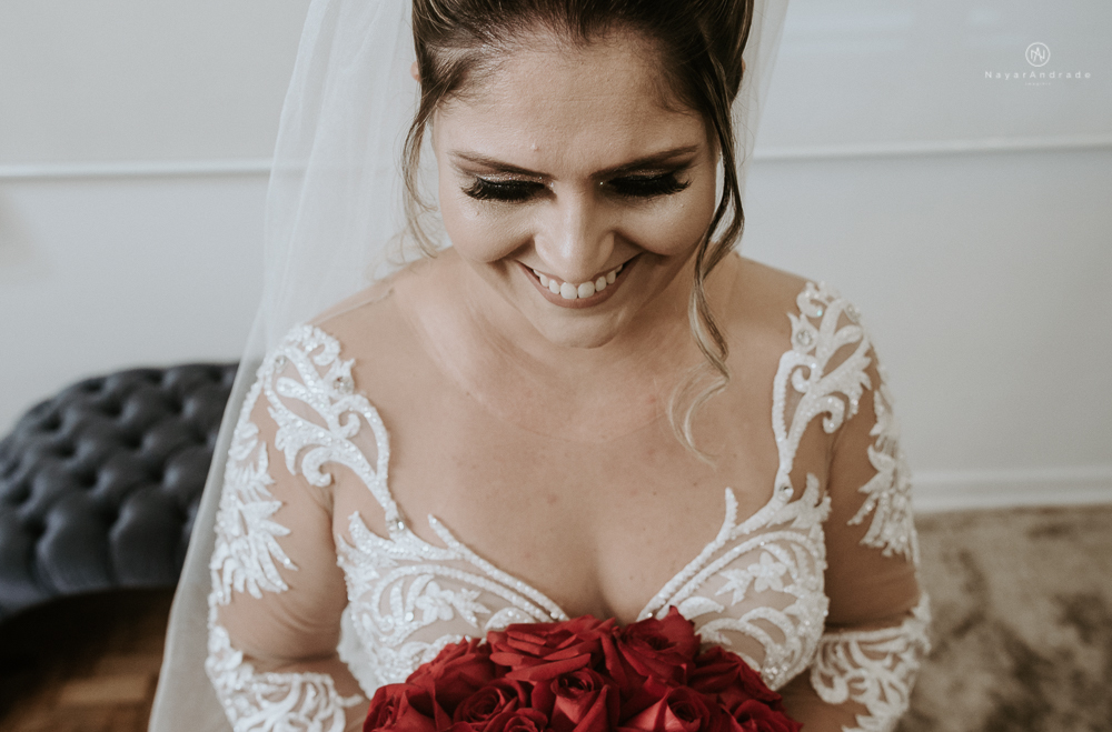 casamento realizado na igreja e salao tremendao em santos noiva com vestido modelo esclusivo de estilista assessoria jean michel cerimonial e beleza yan rodrigues make and hair casamento com detalhes rusticos e homenagem a nossa senhora aparecida 